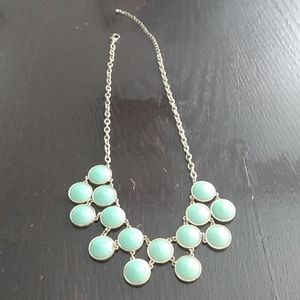 Light green fashion necklace with claw clasp